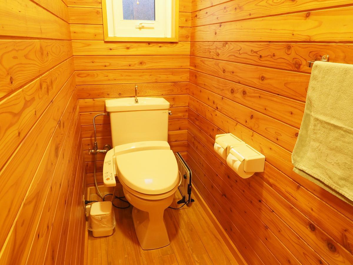 Log Hotel Larch Lake Kanayama Minamifurano Quarto foto